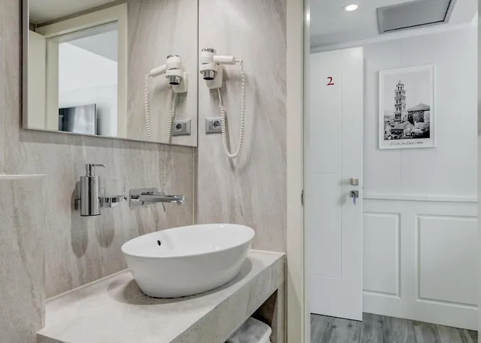 Roko Luxury Gæstehus 4*