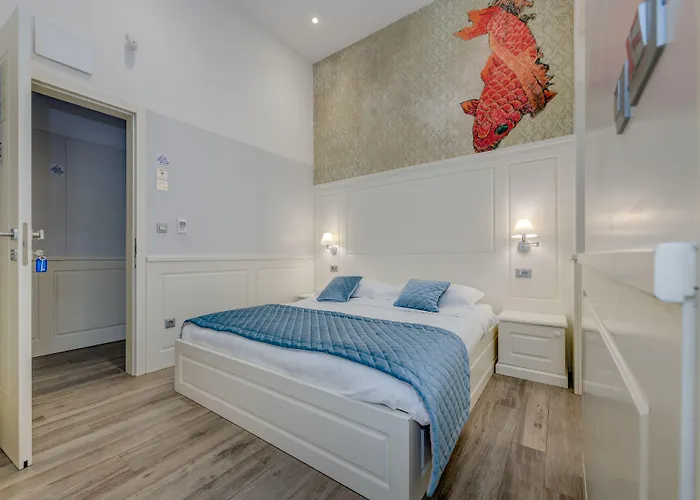 Roko Luxury Split