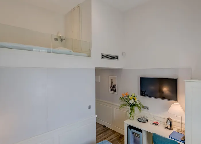 Roko Luxury 4*